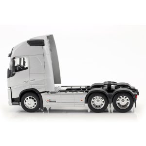ولوو FH 6x4 نقره ای 1:18 ویلی