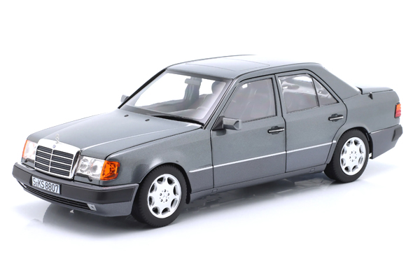 مرسدس بنز اتاق W124