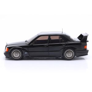 ماکت مرسدس بنز 190 EVO II (W201) مشکی سال 1990 از برند سولیدو Solido