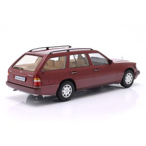 ماکت مرسدس بنز ای کلاس استیشن S124 سال 1995 از برند تریپل9 Triple9