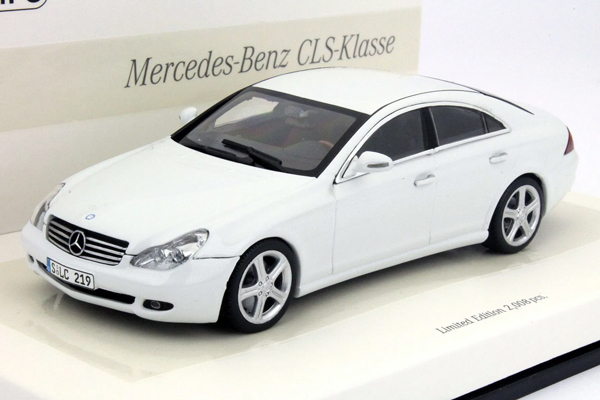  مرسدس بنز CLS کلاس سال 2005 اتاق C219 مقیاس 1:43 ساخت مینی چمپس
