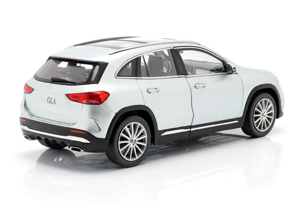 مرسدس بنز GLA اتاق H247