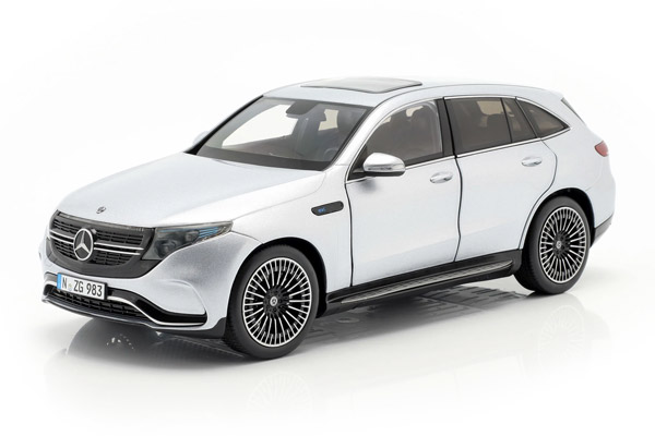 مرسدس بنز EQC اتاق N293