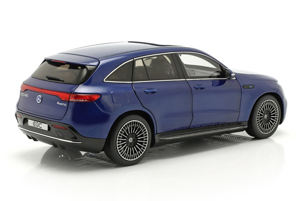 مرسدس بنز EQC اتاق N293
