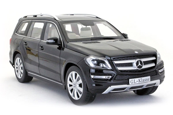 مرسدس بنز GLS اتاق X166