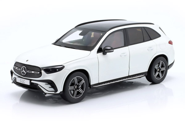 مرسدس بنز GLC اتاق X254