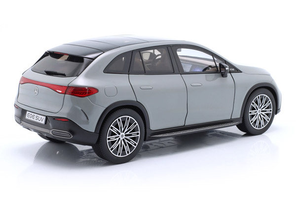 مرسدس بنز EQE SUV اتاق X294