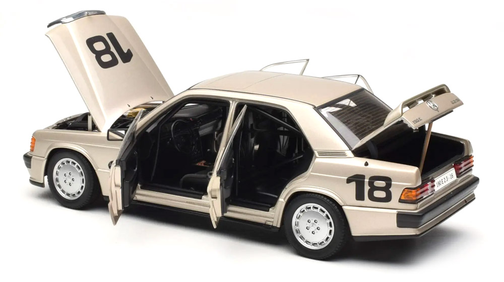 ماکت مرسدس بنز 190E 2.3-16 W201 نیکی لائودا 1984 1:18 از برند اتوآرت Autoart