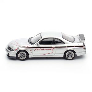 ماکت نیسان اسکای لاین GT-R R33 تیوینگ ماینز (Mine's) رنگ نقره‌ای مقیاس 1:64 از اینو 64 Inno64