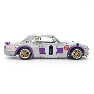 ماکت نیسان اسکای لاین 2000 GT-R (KPGC10) Kaido Works V1 رنگ نقره‌ای/بنفش مقیاس 1:64 از مینی جی تی Mini GT (کایدو هاوس Kaido House)